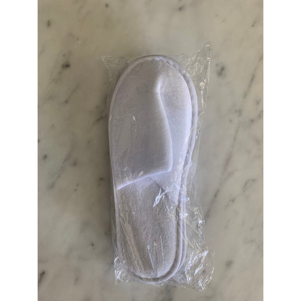 NIP White Generic Slippers SZ OSFM